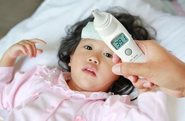 133 Anak Meninggal Karena Gagal Ginjal Akut, Begini Tips Cepat Turunkan Demam Anak Tanpa Pakai Sirup Penurun Panas