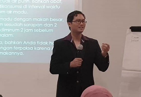 Undang Danton Awan Beri Kelas Firman & Medis di Gereja atau Sekolah Teologia Anda